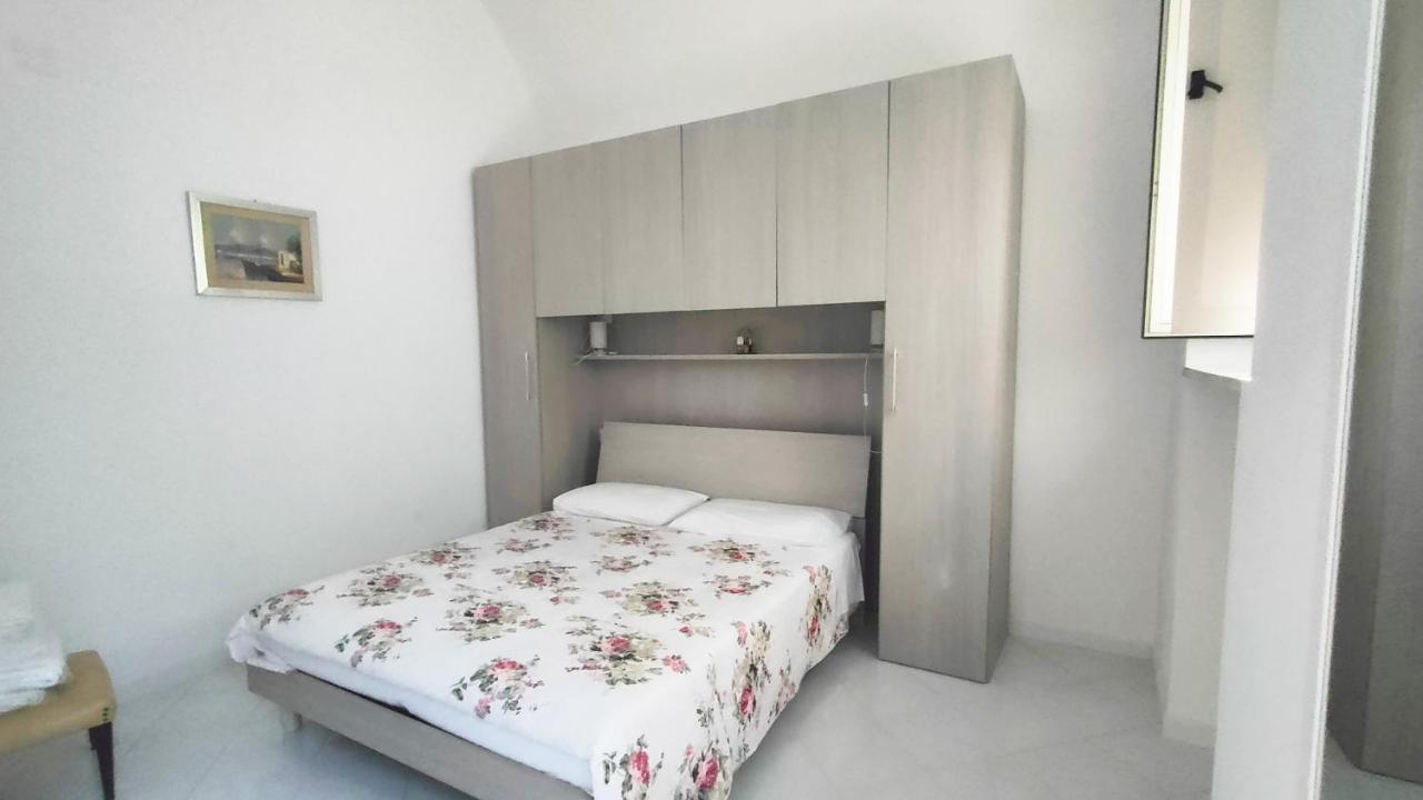 Casa Vacanza "Nonna Matilde" A Meta Di Sorrento, 600Mt Dal Mare, Casa Per 4 Dış mekan fotoğraf