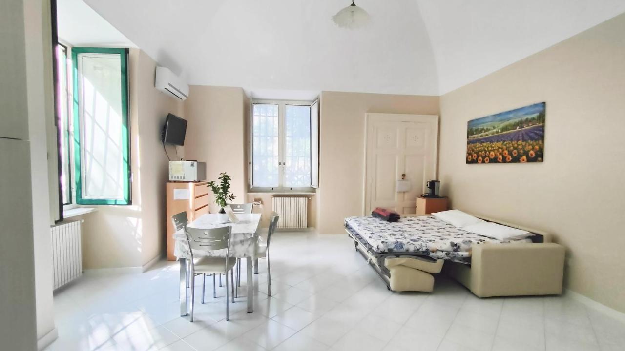 Casa Vacanza "Nonna Matilde" A Meta Di Sorrento, 600Mt Dal Mare, Casa Per 4 Dış mekan fotoğraf