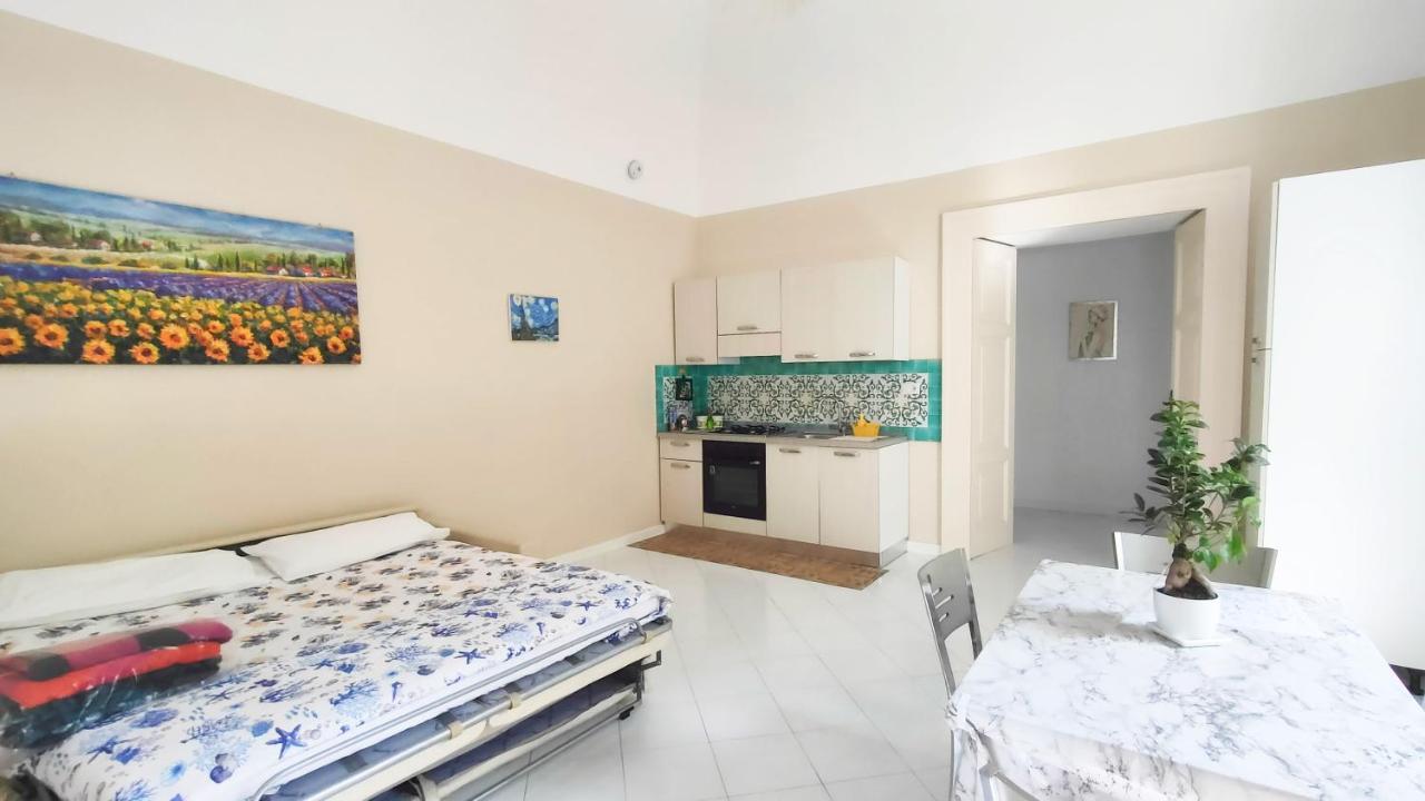 Casa Vacanza "Nonna Matilde" A Meta Di Sorrento, 600Mt Dal Mare, Casa Per 4 Dış mekan fotoğraf