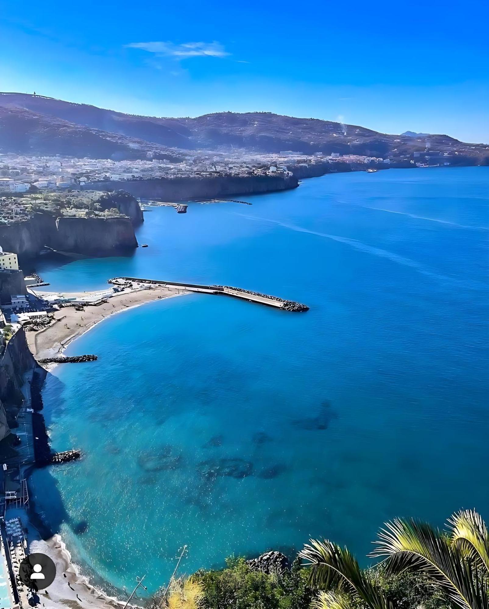 Casa Vacanza "Nonna Matilde" A Meta Di Sorrento, 600Mt Dal Mare, Casa Per 4 Dış mekan fotoğraf